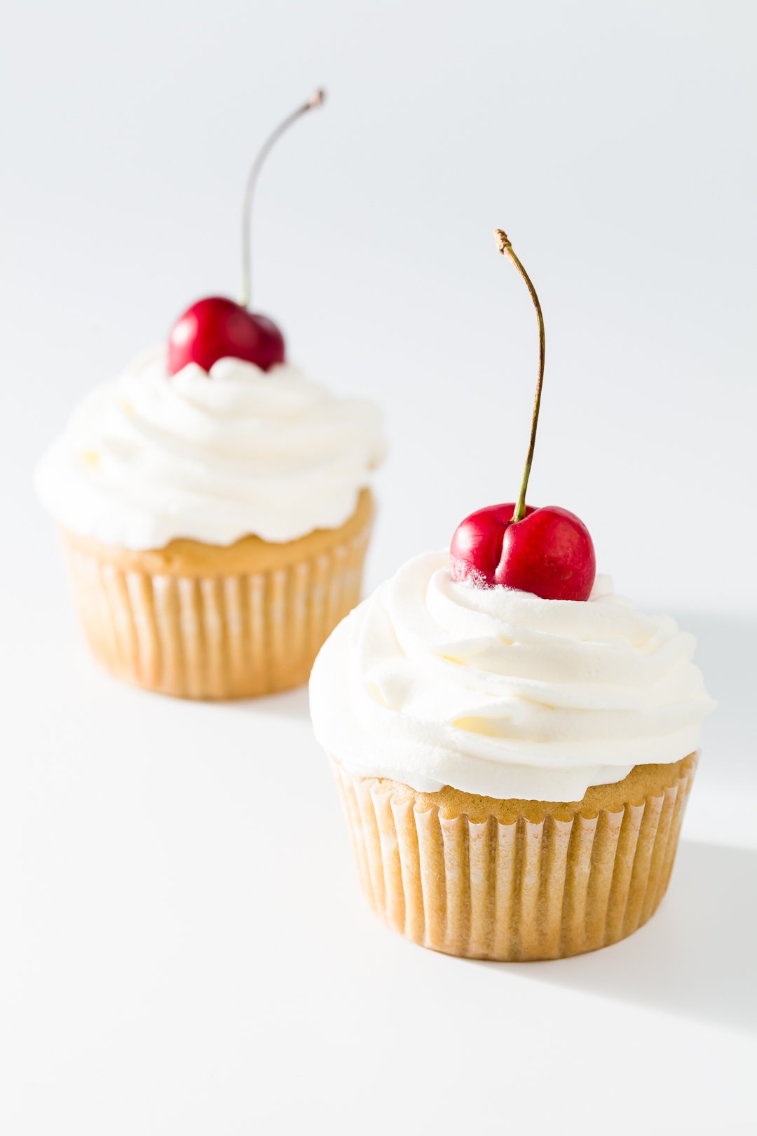 Featured image of post Cupcake With Cherry On Top